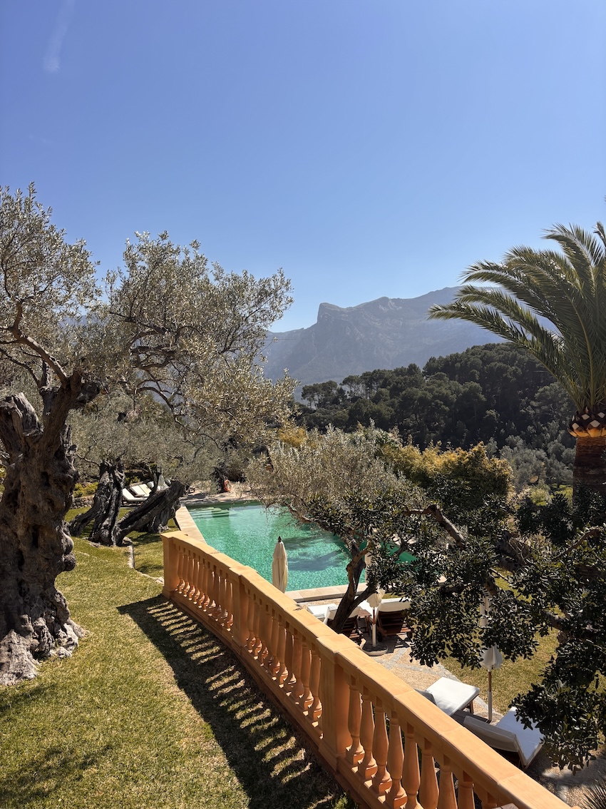 Retreat pool, Sóller — Workshops & Retreats venue